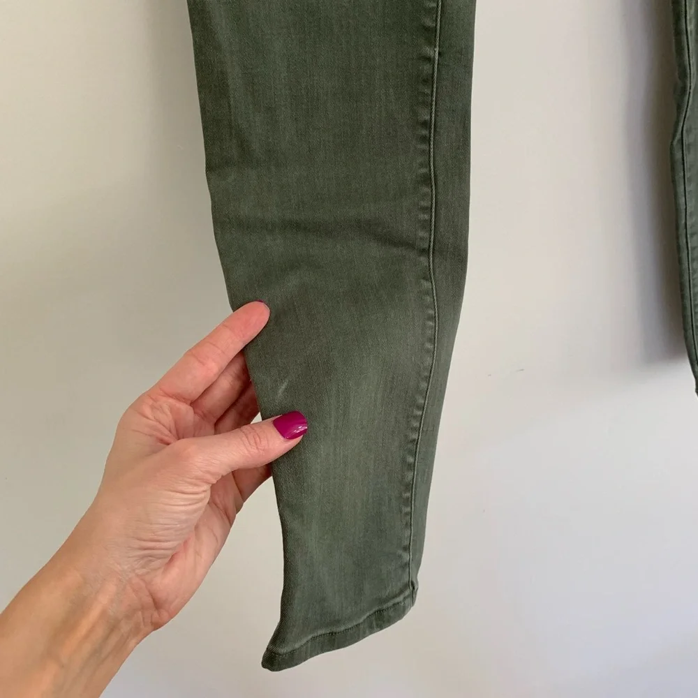 Madewell 9” High Rise Skinny Pants Olive - Picture 5 of 15